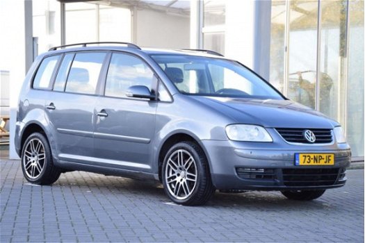 Volkswagen Touran - 1.6 - 16V FSI 2004 Airco - 1