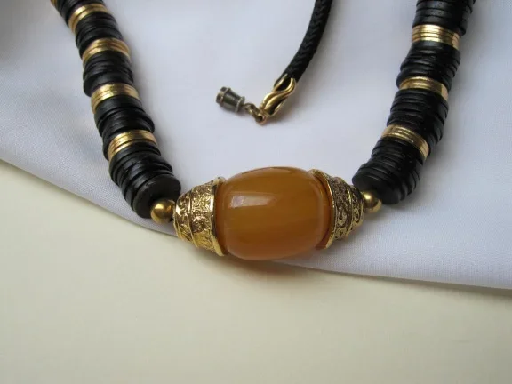 Ketting schijfjes en lucite kralenhanger cleopatra model 62 cm - Afbeelding 6