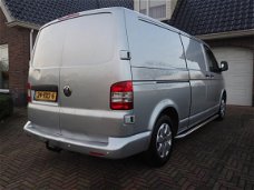 Volkswagen Transporter - 2.5 TDI 340 MHD 130PK | Automaat | Geïsoleerde laadruimte | Side-bars | Air