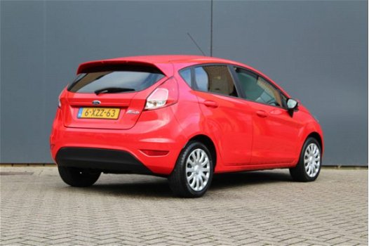 Ford Fiesta - 1.0 Style 5drs | Navigatie | Airco | Privacy glass | - 1