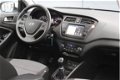 Hyundai i20 - 1.0 T-GDI Comfort | Navigatie | DAB+ | Apple Carplay | Camera | Garantie 03-2024 | - 1 - Thumbnail