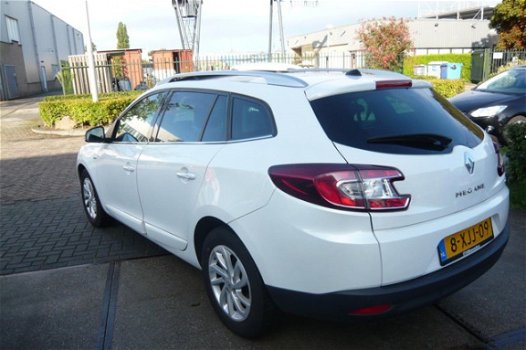 Renault Mégane Estate - 1.5 dCi Bose AIRCO /ECC PANORAMA DAK Nieuw model - 1