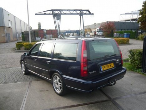 Volvo V70 - 2.4 Europa AUTOMAAT AIRCO/ECC /Leer Youngtimer - 1