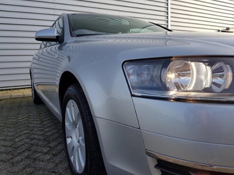 Audi A6 Avant - 2.4 Pro Line Business Navi/Clima/Cruise/Autom - 1