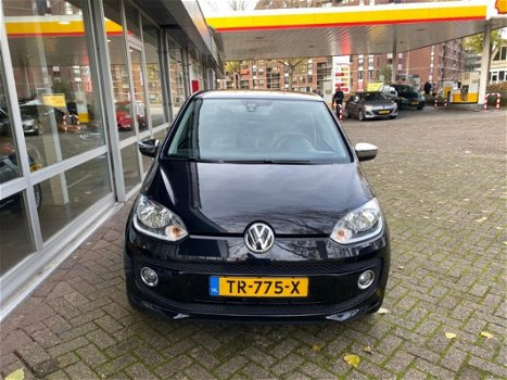 Volkswagen Up! - Black up 2012 | PDC | NAVI | AIRCO - 1