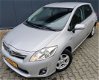 Toyota Auris - 1.8 Hybrid Airco/ECC/TOPstaat/Garantie/Cruise - 1 - Thumbnail