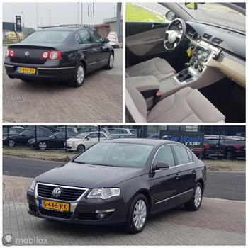 Volkswagen Passat - 2.0 FSI Trendline - 1