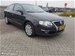 Volkswagen Passat - 2.0 FSI Trendline - 1 - Thumbnail