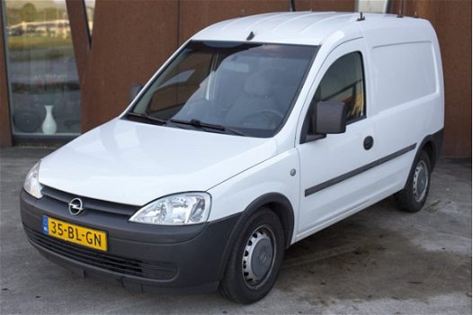 Opel Combo - 1.7 DI tussenschot met raam trekhaak NAP dicht tussenschot - 1