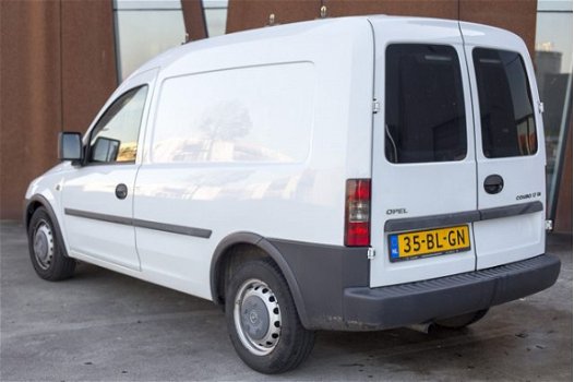 Opel Combo - 1.7 DI tussenschot met raam trekhaak NAP dicht tussenschot - 1