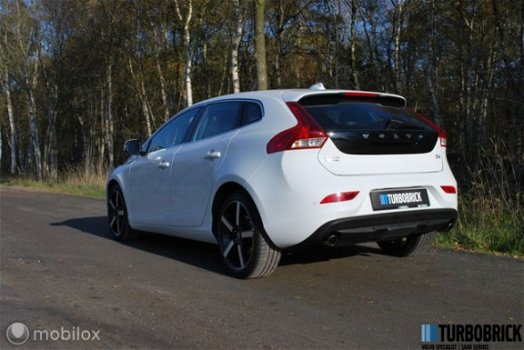 Volvo V40 - D4 Summum | 190pk | dealer onderhouden | 18