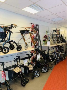 Rollator, nieuw en gebruikte modellen vanaf €35,00 in onze showroom - 3