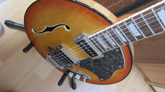 Bamboe gitaar VOLLE MAAN - 3
