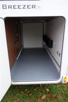 Lmc Breezer Black Line 2015 Enkele bedden Garage Hefbed Airco - 5