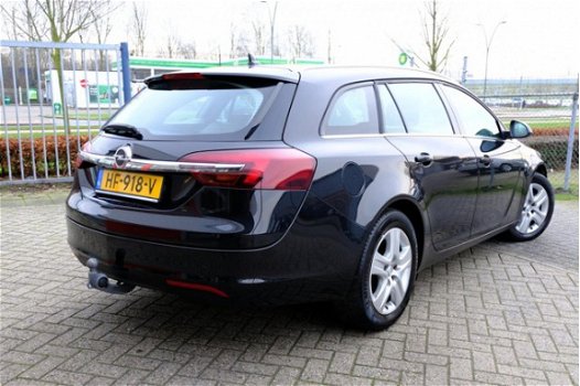 Opel Insignia Sports Tourer - 1.6 CDTI EcoFLEX Business+ Navi/PDC - 1