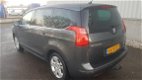 Peugeot 5008 - 1.6 THP Blue Lease Executive 7p - 1 - Thumbnail