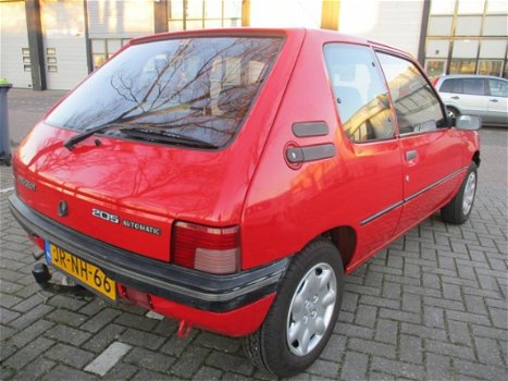 Peugeot 205 - 1.6 XT Automaat - 1