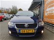 Volkswagen Passat - 2.0 TDI Comfortline met Climate & Cruise control - 1 - Thumbnail