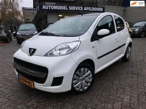 Peugeot 107 - 1.0-12V Sublime *ELEK. PAKKET / 5 DRS / STUURBEKR. / ZEER NETTE AUTO - 1