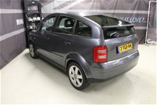 Audi A2 - 1.6 FSI. Climate control, Navigatie, stoelverw, 16" Zeer mooi