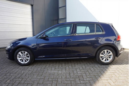 Volkswagen Golf - 1.6 TDI 110pk BlueMotion Comfortline 5D | Navi | Cruise | Pdc | - 1