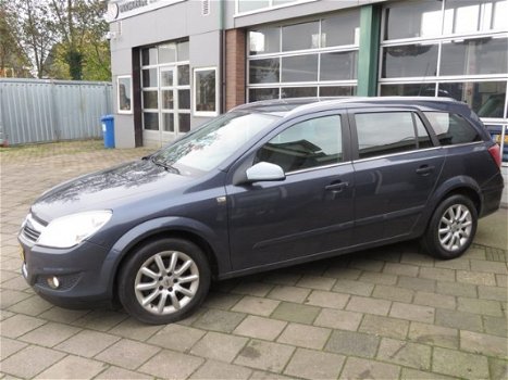 Opel Astra Wagon - 1.6 Temptation - 1