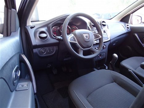 Dacia Sandero - TCe 90pk Laureate Airco, Bleutooth, 15''Lichtm. velg - 1