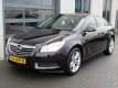 Opel Insignia - 2.0 T Edition 221PK Automaat Navigatie Trekhaak NL Auto NAP - 1 - Thumbnail