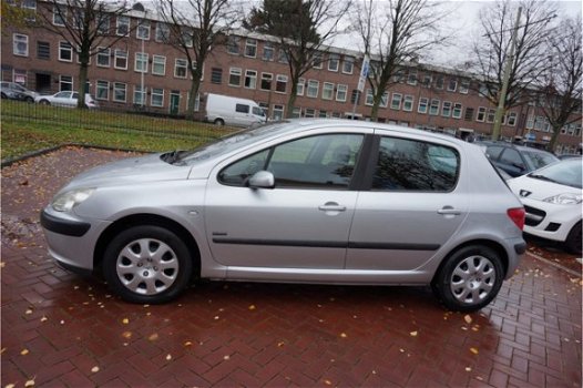 Peugeot 307 - 1.6-16V Navtech 5 drs 126.752 km nap navigatie - 1