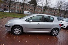 Peugeot 307 - 1.6-16V Navtech 5 drs 126.752 km nap navigatie