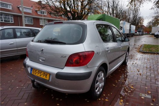 Peugeot 307 - 1.6-16V Navtech 5 drs 126.752 km nap navigatie - 1