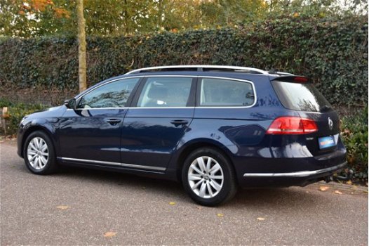 Volkswagen Passat Variant - 1.6 TDI Comfortline BlueMotion | LEDER | PANO | TREKHAAK | NAVI - 1