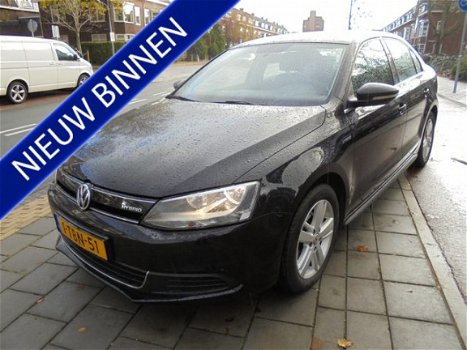 Volkswagen Jetta - 1.4 TSI Hybrid Comfortline nieuwstaat airco navi - 1