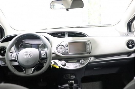 Toyota Yaris - 1.5 Hybrid Active Demovoordeel €2000 1e eigenaar dealer onderhouden - 1
