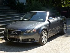 Audi S4 - Cabriolet 4.2 V8 Quattro