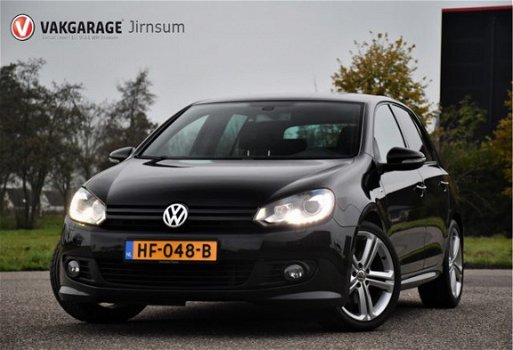 Volkswagen Golf - 1.4 TSI R-Line DSG 5-Deurs Navi Xenon Dynaudio Stoelverw Camera 18-inch Keyless - 1