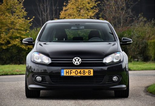 Volkswagen Golf - 1.4 TSI R-Line DSG 5-Deurs Navi Xenon Dynaudio Stoelverw Camera 18-inch Keyless - 1