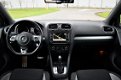 Volkswagen Golf - 1.4 TSI R-Line DSG 5-Deurs Navi Xenon Dynaudio Stoelverw Camera 18-inch Keyless - 1 - Thumbnail