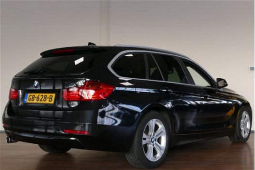 BMW 3-serie Touring - 316d High Executive CLIMA / CRUISE / LMV / PDC / NAVI / XENON / LED / LEER / S - 1