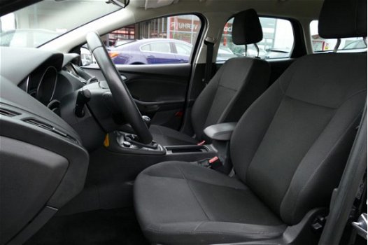 Ford Focus Wagon - BWJ 2016 1.0 Business NAVIGATIE/AIRCO/CRUISE/LMV/ELEK.RAMEN/RESERVEWIEL/ISOFIX/AR - 1