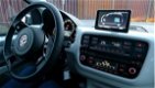 Volkswagen Up! - Panoramadak - Navigatie - 1 - Thumbnail