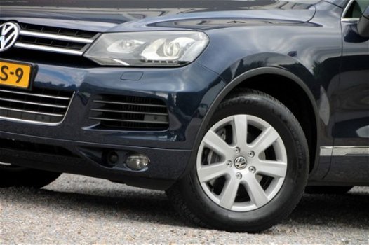 Volkswagen Touareg - 3.0 V6 TDI Highline - 245 pk *Luchtvering / Panoramadak - 1