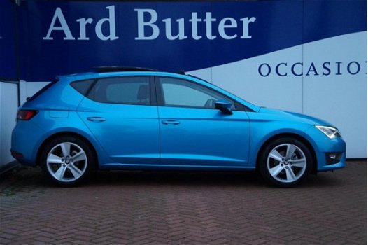 Seat Leon - 1.4 EcoTSI FR Connect Xenon+Leder+Navigatie+Camera+Panodak - 1