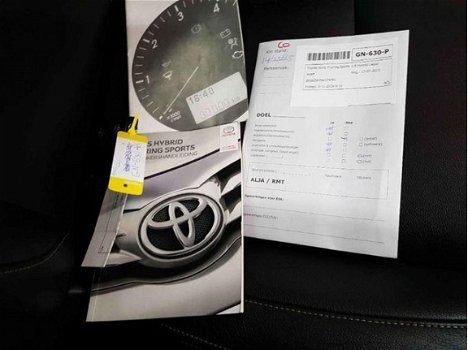 Toyota Auris Touring Sports - 1.8 Hybrid Lease pro Volleder+Panorama-dak+17