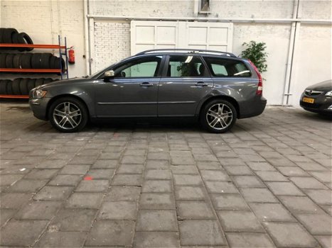 Volvo V50 - 2.0D Momentum *AIRCO*ELEK.Ramen - 1