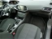 Peugeot 308 - 1.2 PureTech Allure PANORAMADAK, TREKHAAK, FULL MAP NAVIGATIESYSTEEM, AUTOMAAT - 1 - Thumbnail