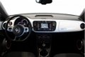 Volkswagen Beetle - 1.2 TSI Design | Navigatie | Parkeersensoren | - 1 - Thumbnail