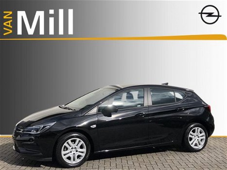 Opel Astra - 1.0T 105PK Online Edition | Navigatie | Sensoren Voor + Achter | - 1