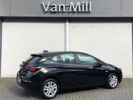 Opel Astra - 1.0T 105PK Online Edition | Navigatie | Sensoren Voor + Achter | - 1