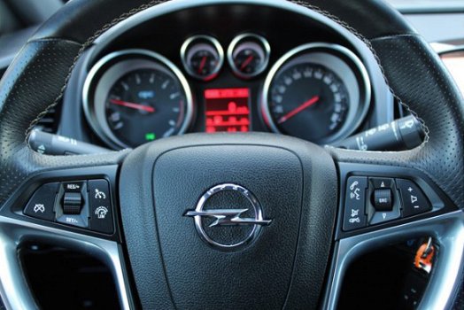 Opel Astra GTC - OPC 280PK Prachtstaat 20`` 107dkm 2.0 Turbo OPC - 1